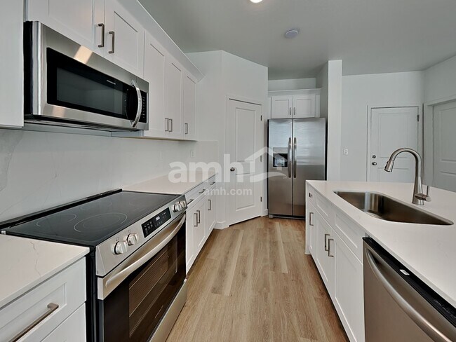 Photo - 12535 W Flynn Ln