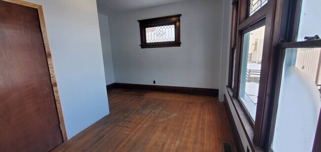 Photo - 221 S Seneca Ave