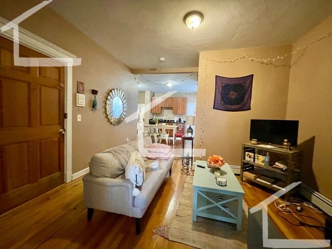 Photo - 9/1 Renovated 5BR/2BA near BU, Packard's Corner, Harvard Ave