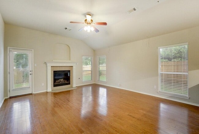 Photo - 10800 Split Stone Way