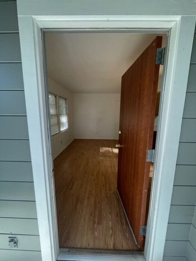 Photo - 13129-13129 Hazel Ave Unit 13127