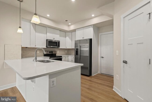 Photo - 1733 Dunnington Pl
