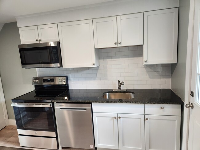 Photo - 154 Morrison Dr