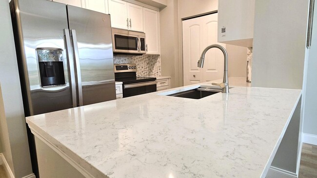 630 S Sapodilla Ave Unit PH 521
