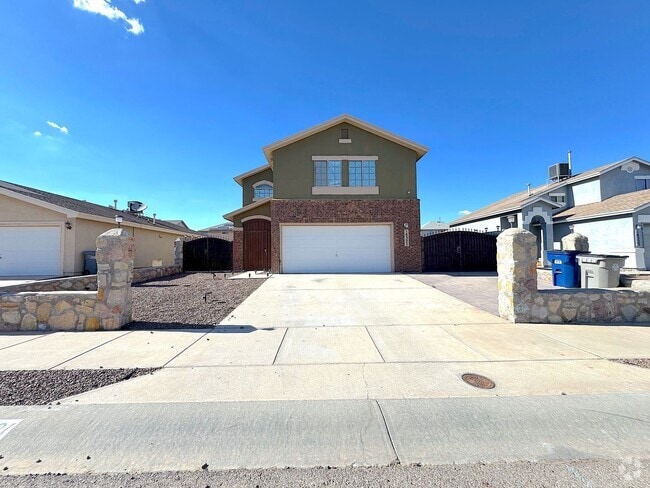 Building Photo - East El Paso 4 bed Refrig A/C w/Gorgeous L... Rental