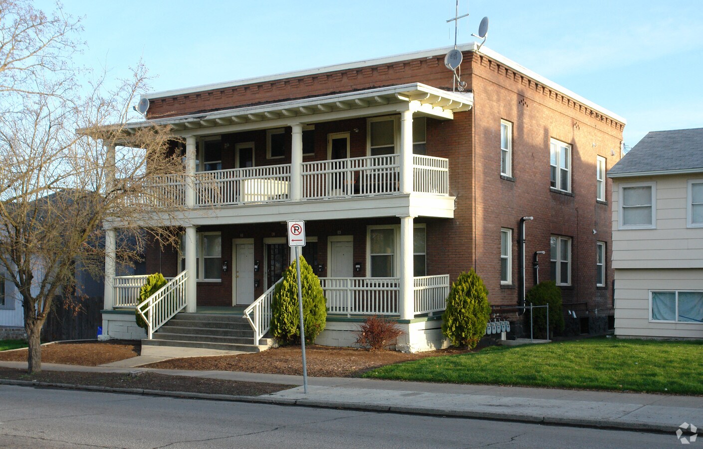 Photo - 1314 W Maxwell Ave