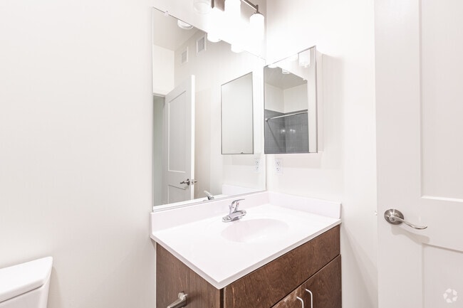 2BR, 2BA