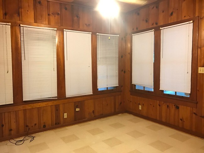 Photo - 704 E Thomas St