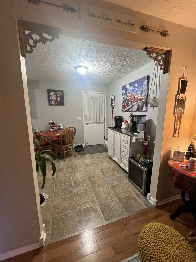 Photo - 1825 Koran Ave NW