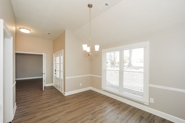 Photo - 110 Glenridge Dr