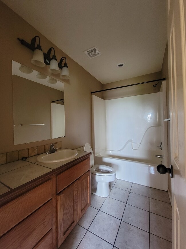 Photo - Fair St Apartments - Premier Data Works LLC