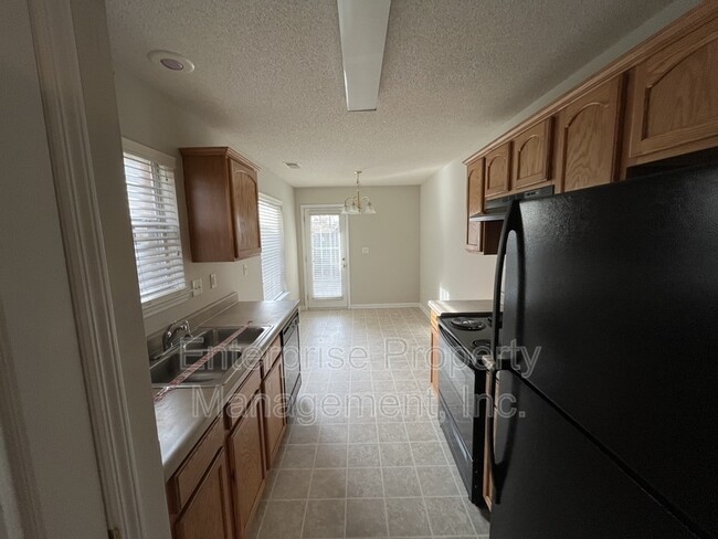 Photo - 9089 Cinderhill Cove W House