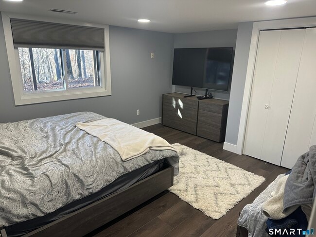 Photo - 9 Woodacre Ln Unit 2