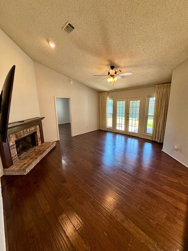 4415 Seville Ln