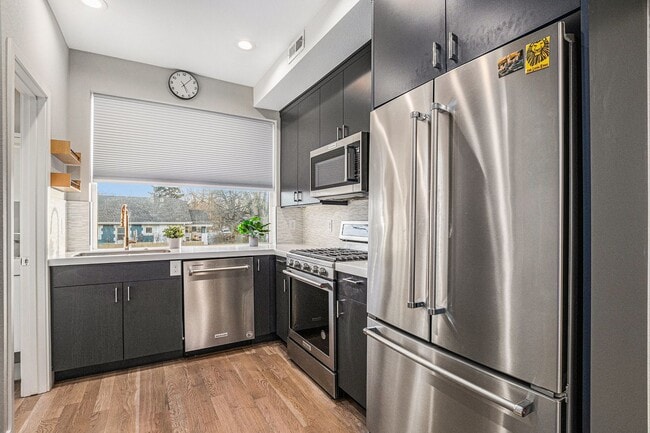 Photo - 1 Bed 1.5 Bath Townhome in West Highland Available!