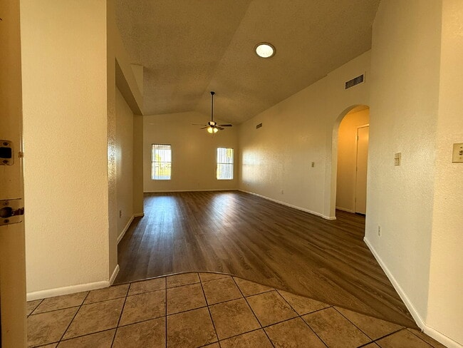 Photo - Charming 3BR Home on Golf Course with Scen...