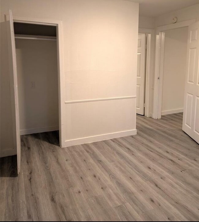 Photo - 214 W Marion St