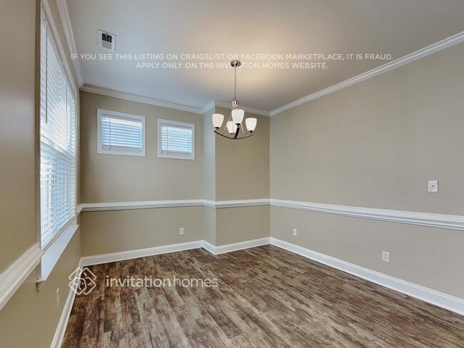 Photo - 250 Denby Cir