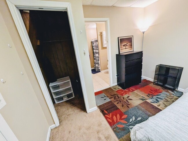 Photo - 396 Plantation Rd SW