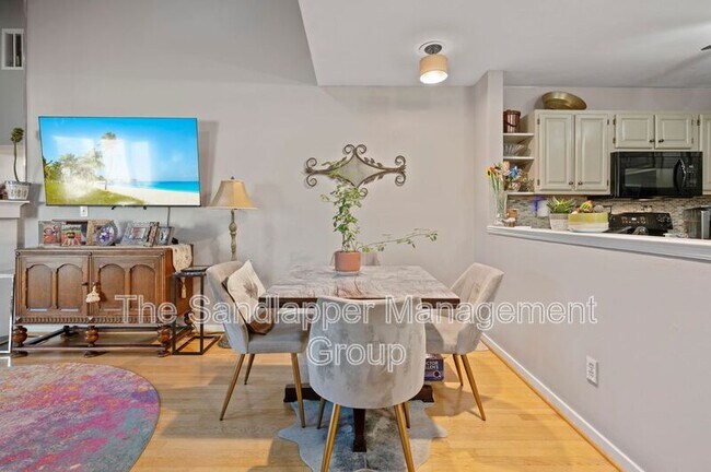 Photo - 194 River Breeze Dr