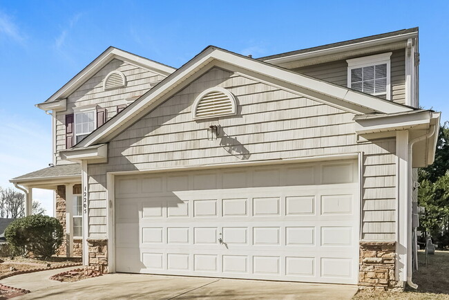 Photo - 12205 Hamilton Jones Dr