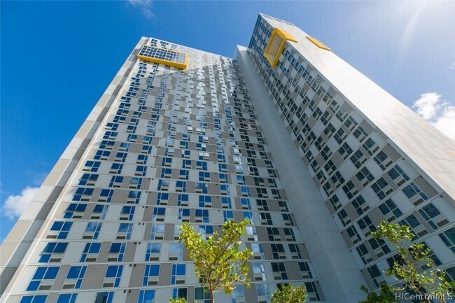 Building Photo - 988 Halekauwila St