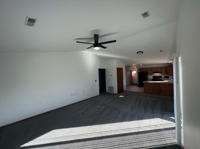 Building Photo - 450 Skare Rd Unit Lower #2 Rental