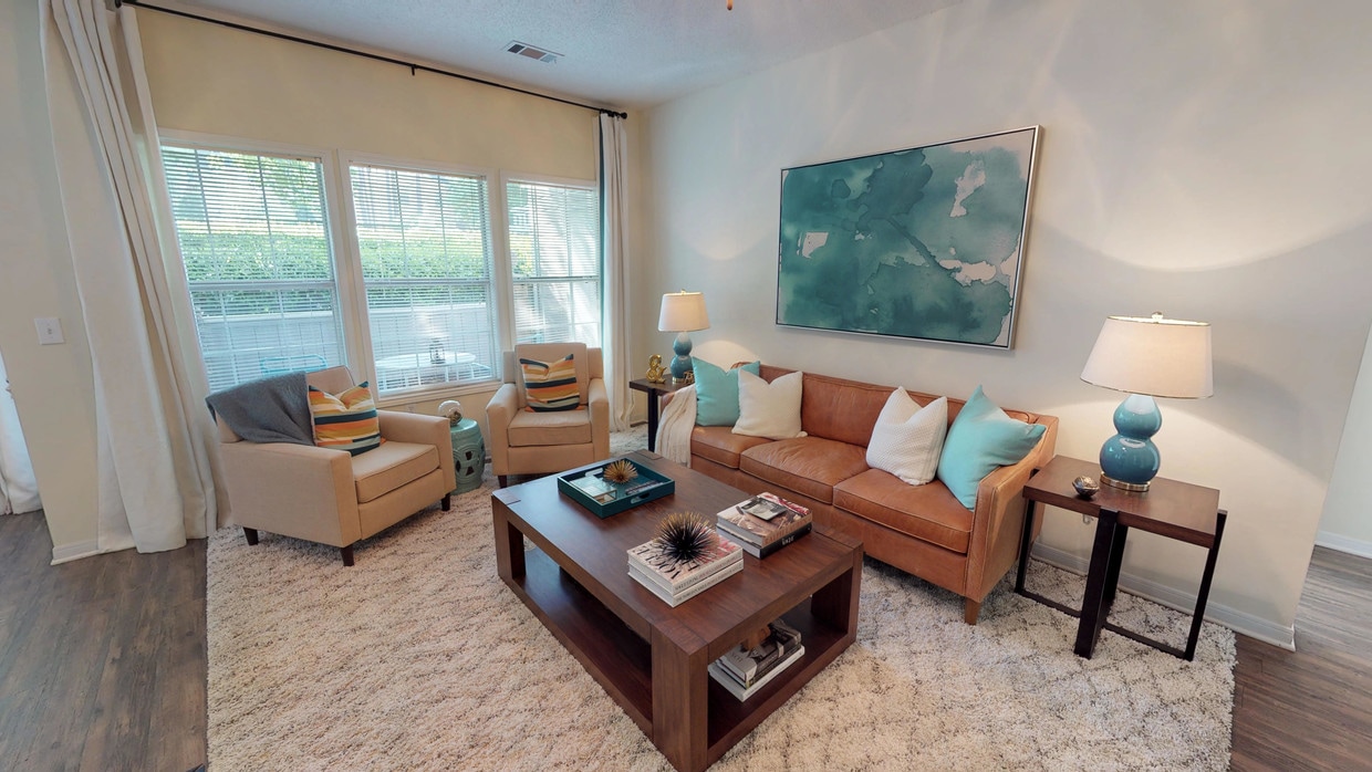Photo - Crowne Oaks Apartments