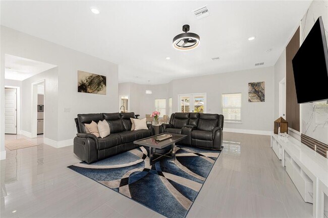 Photo - 22497 Vale Ave