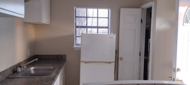 Photo - 2414 Grover Ave