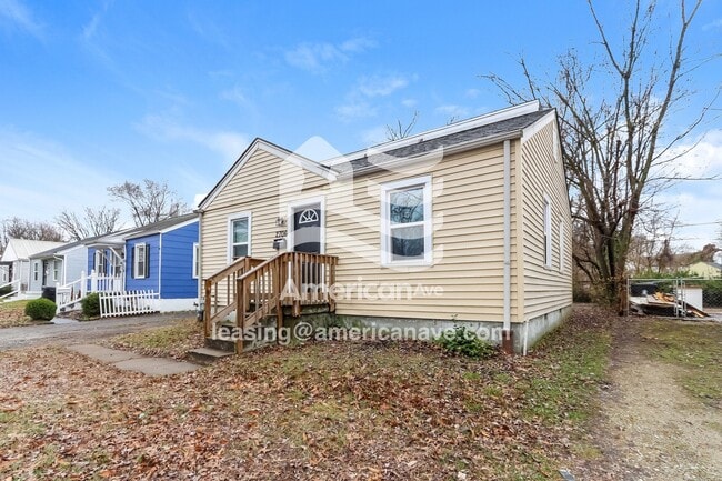 Photo - 2706 Algonquin Pkwy