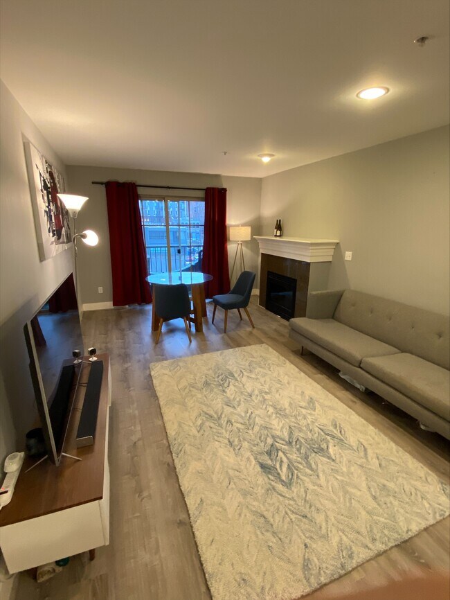 Photo - 123 Queen Anne Ave N Unit 301