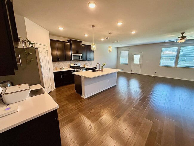 Photo - 6601 Folsom Ave