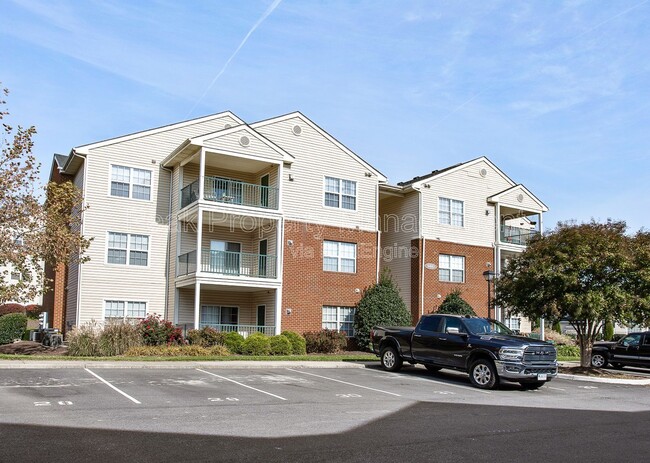 Photo - The Links Condominiums