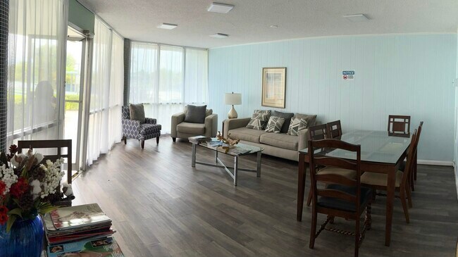 Photo - 879 NE 195th St Unit 227