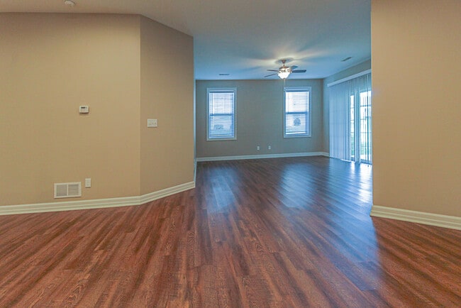 Photo - Pembrook Place Apartments