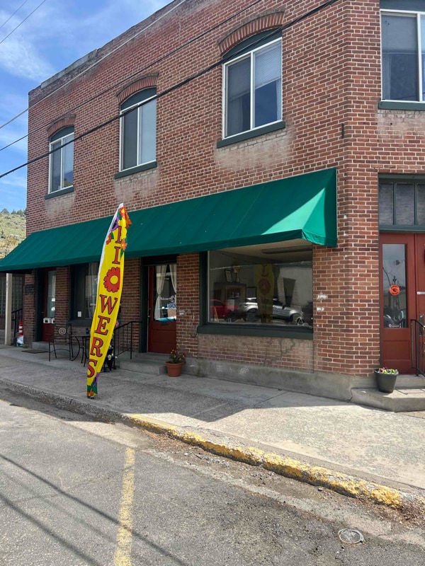 Building Photo - 411 N 1st St