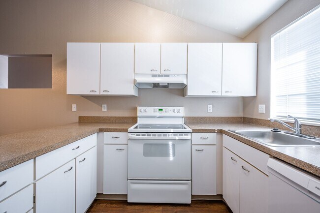 Photo - Springbrook Apartments