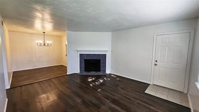 Building Photo - 401 SE 12th Ave Unit 269 Rental