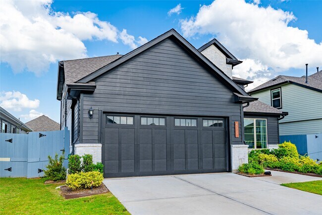 Photo - 8327 Threadfin Wy