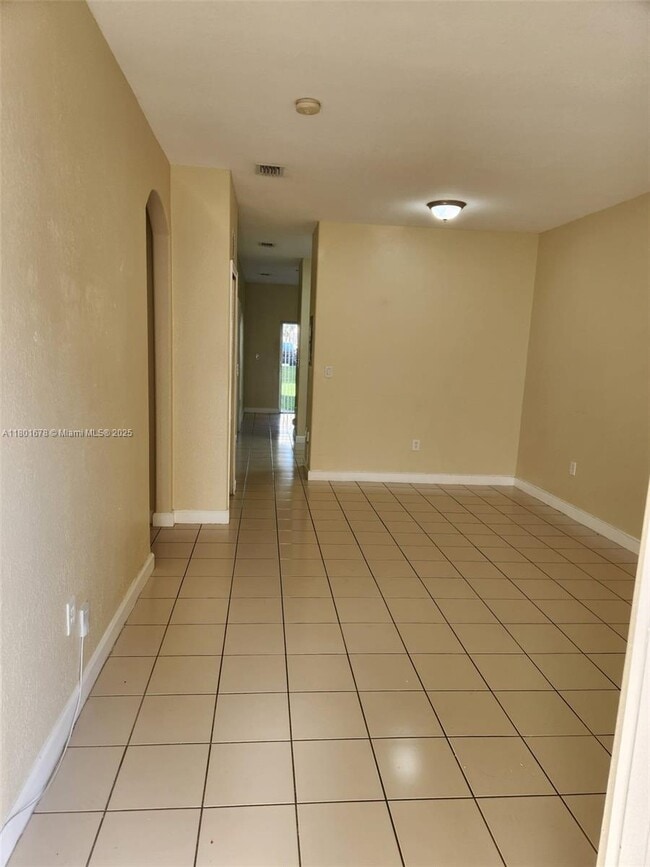 Photo - 1539 SE 27th St Condo Unit 106