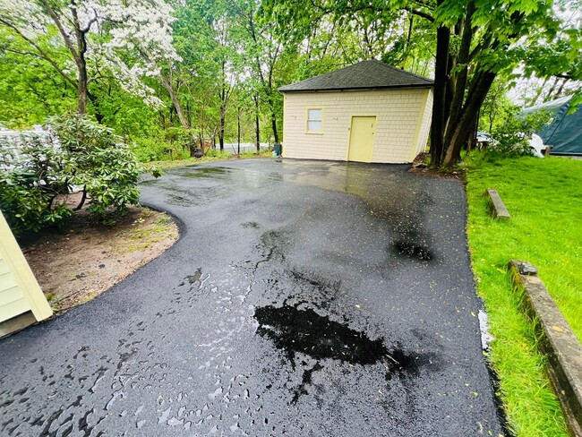 Photo - Large newly renovated single family home offering 4 bedrooms + a study and 3 full baths