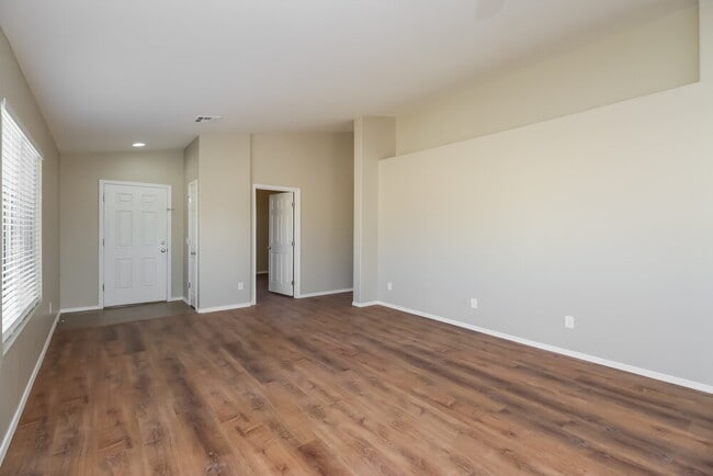 Photo - 2049 W Gold Mine Way