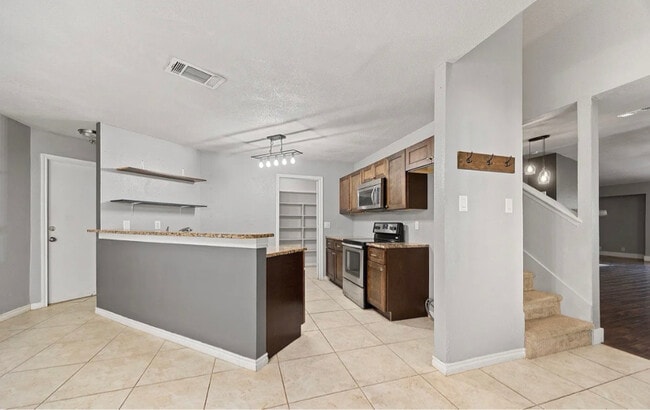 Photo - 9735 Fortune Ridge Dr