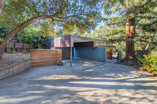 Photo - Modern Custom 3-Bedroom Home with Pool in ...