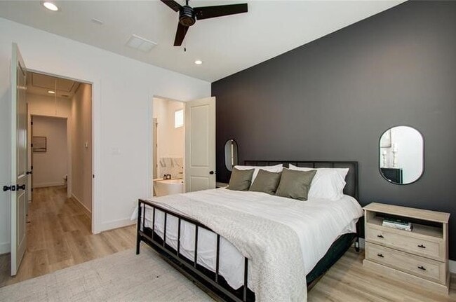 Photo - 2309 Eagle St