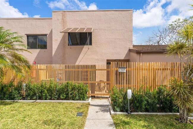 Photo - 1305 NW 122nd Terrace