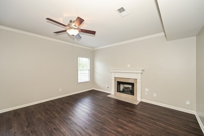 Photo - 1016 Solomon Ln