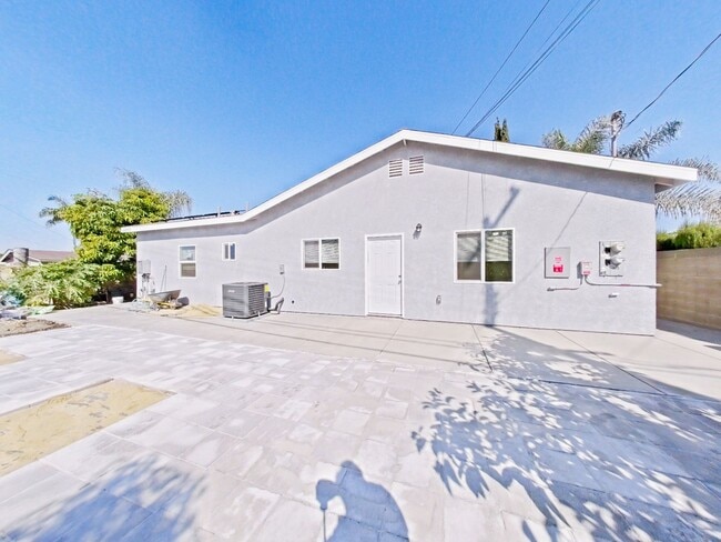 Photo - NEW CONSTRUCTION: Modern ADU with Private ...