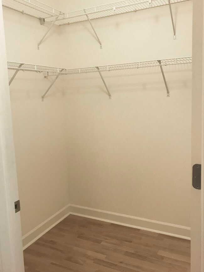 Photo - 450 E Waterside Dr Unit 407